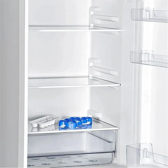 Холодильник HYUNDAI CC2054SL серебристый