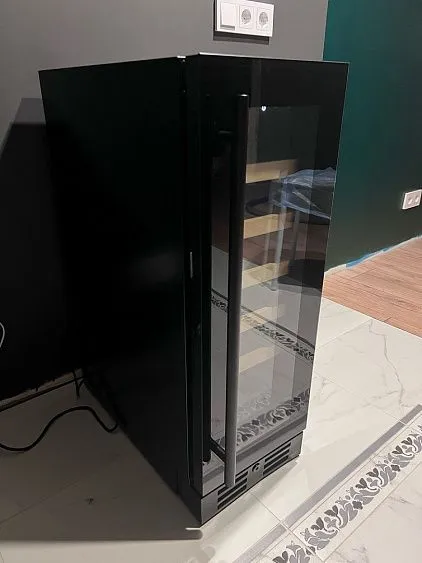 Винный шкаф MC WINE W20B