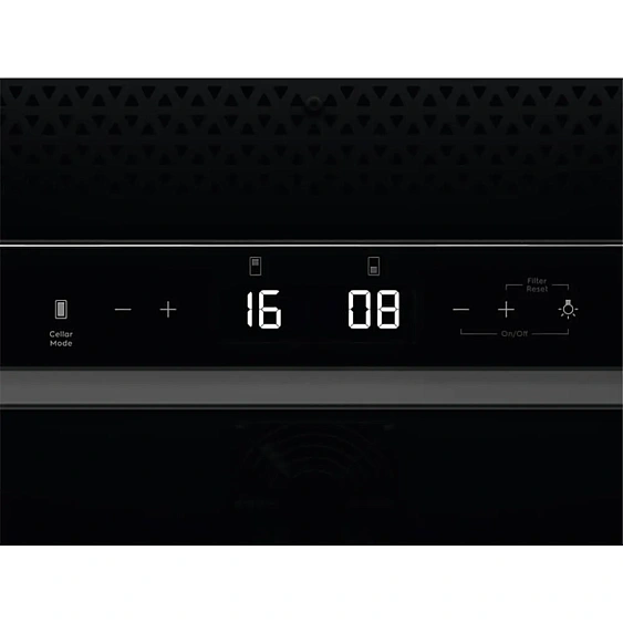 Винный шкаф AEG AWUD040B8B