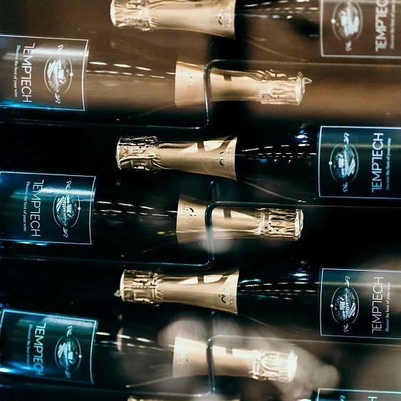 Винный шкаф TEMPTECH CPRO1800DRB-24