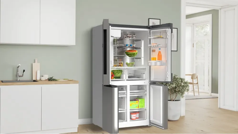 Холодильник BOSCH KFI96APEA