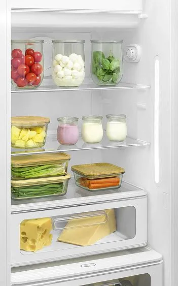 Холодильник SMEG FAB28LCR6
