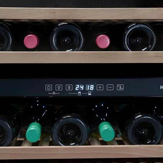 Винный шкаф HYUNDAI HBWC 1765 DC