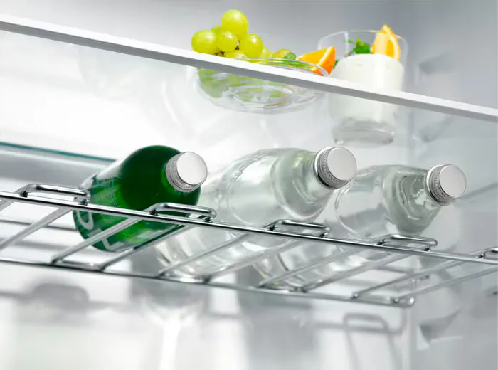 Холодильник ELECTROLUX E7TNGE18S