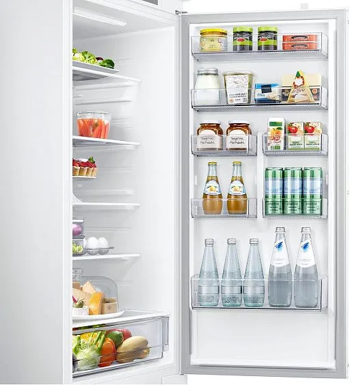 Холодильник SAMSUNG BRB30600FWW