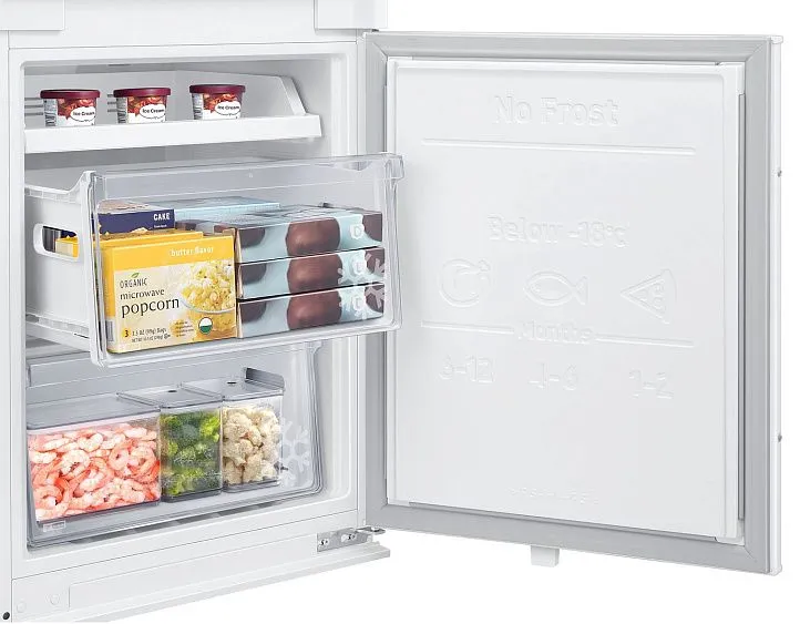 Холодильник SAMSUNG BRB30600FWW