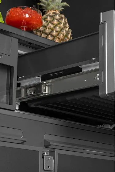 Холодильник HIBERG S-RFQ 800 FB inverter