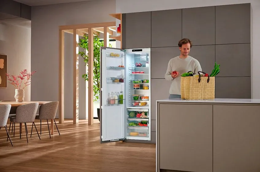 Холодильник MIELE K 7747 D