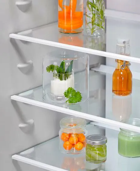 Холодильник ELECTROLUX E7TNGE18S