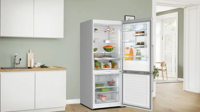 Холодильник BOSCH KGP76AIC0N