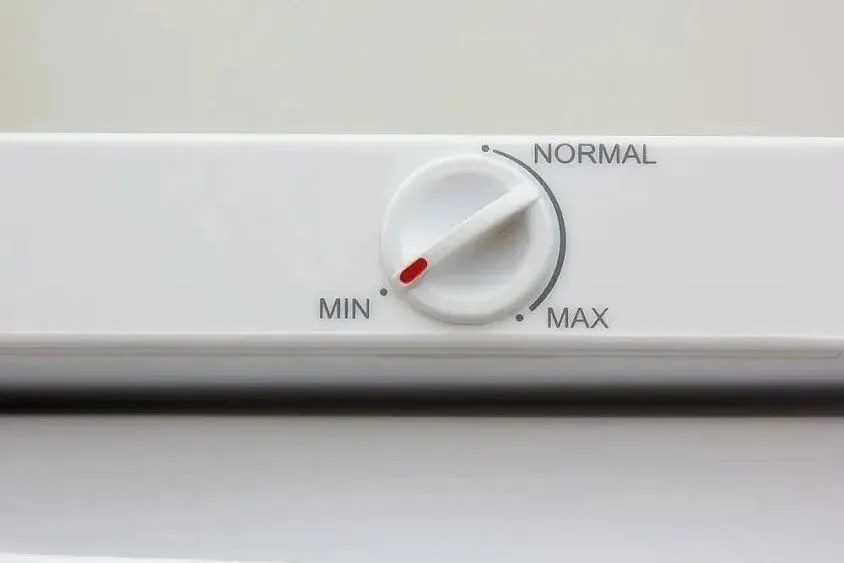 Морозильная камера SHIVAKI SFR-91W