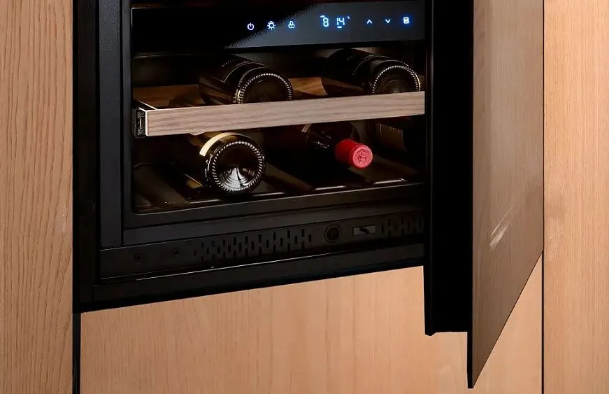 Винный шкаф BERTAZZONI RWC60B4DNRP
