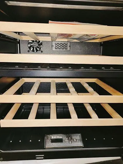 Винный шкаф MC WINE W35DB