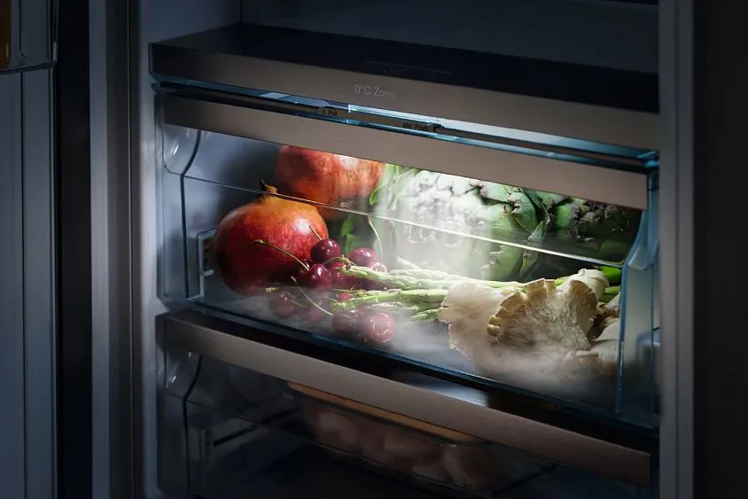 Холодильник MIELE K 7797 C R