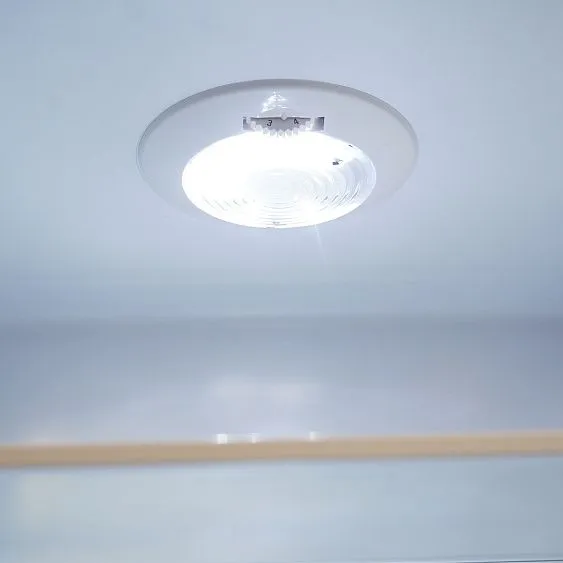 Холодильник SCANDILUX RBI110