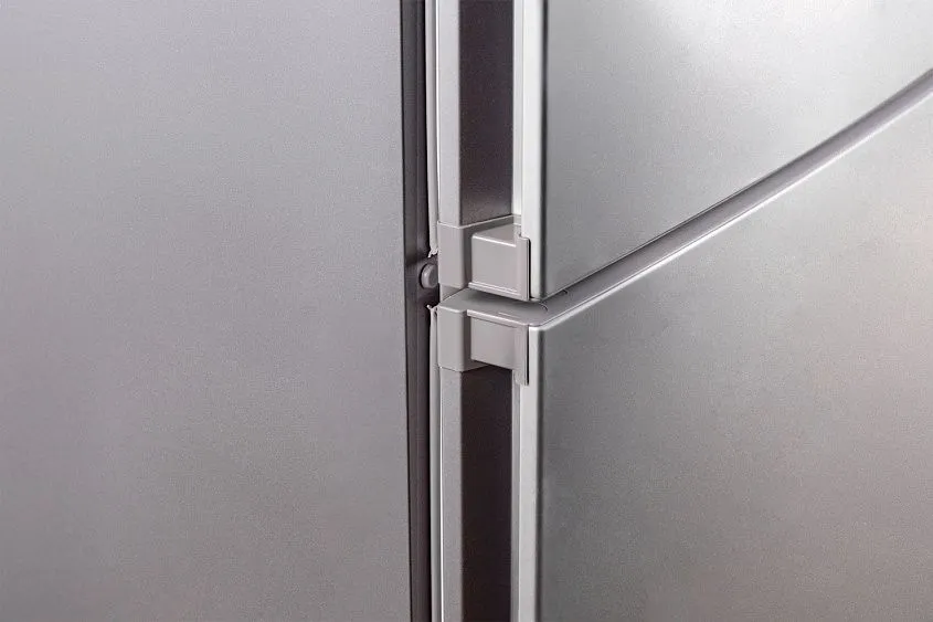 Холодильник WEISSGAUFF CBN2WB3M2