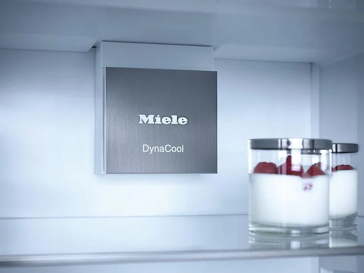 Холодильник MIELE K 7347 С
