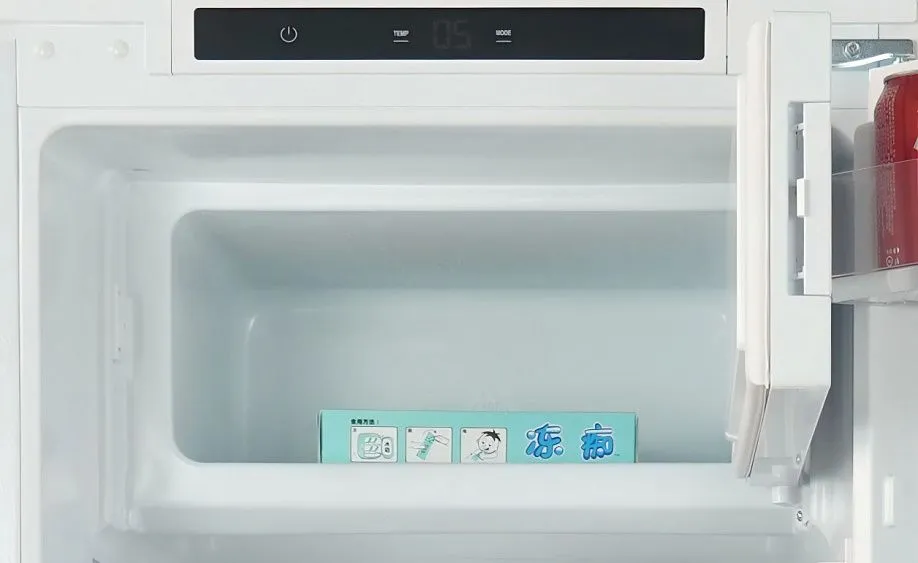 Холодильник ASCOLI ASR188EBI