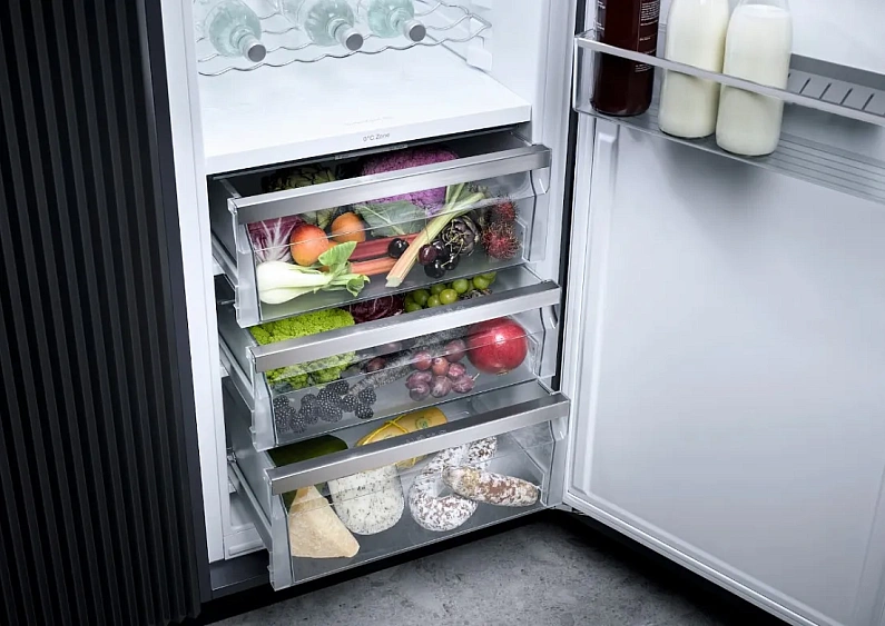 Холодильник MIELE K 7747 С