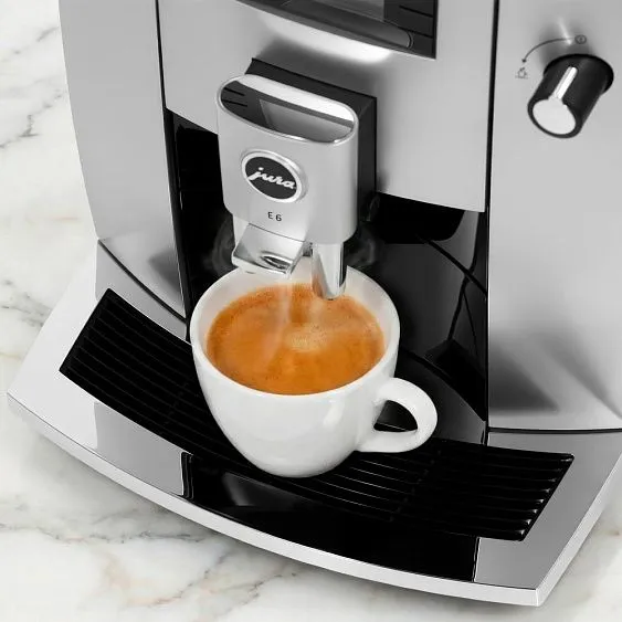 Кофемашина JURA E6 PLATIN (15440)