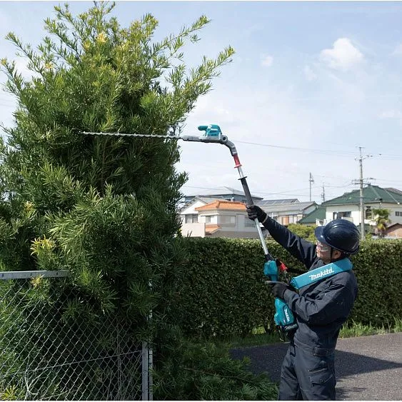 Кусторез MAKITA UN001GZ