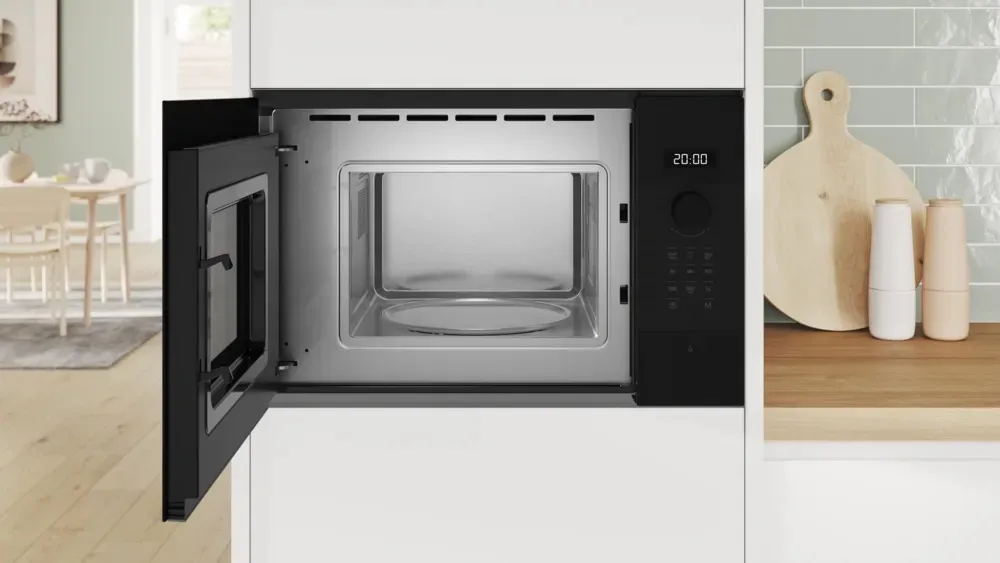 Микроволновая печь BOSCH BFL524MB2