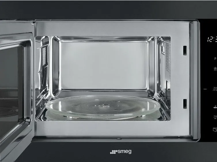 Микроволновая печь SMEG FMI325N