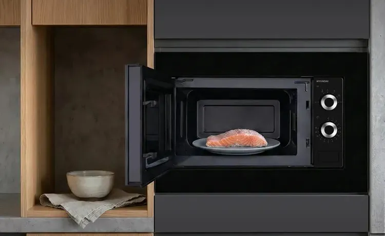 Микроволновая печь HYUNDAI HBW 2031 BG
