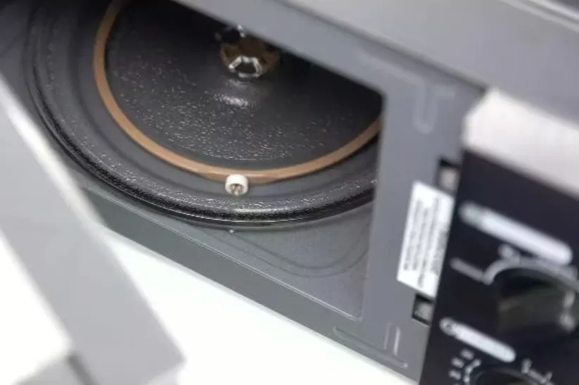 Микроволновая печь HORIZONT HSM 201 B