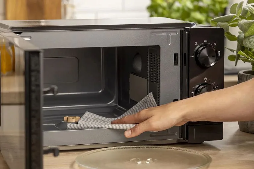 Микроволновая печь GORENJE MO20CE1B5