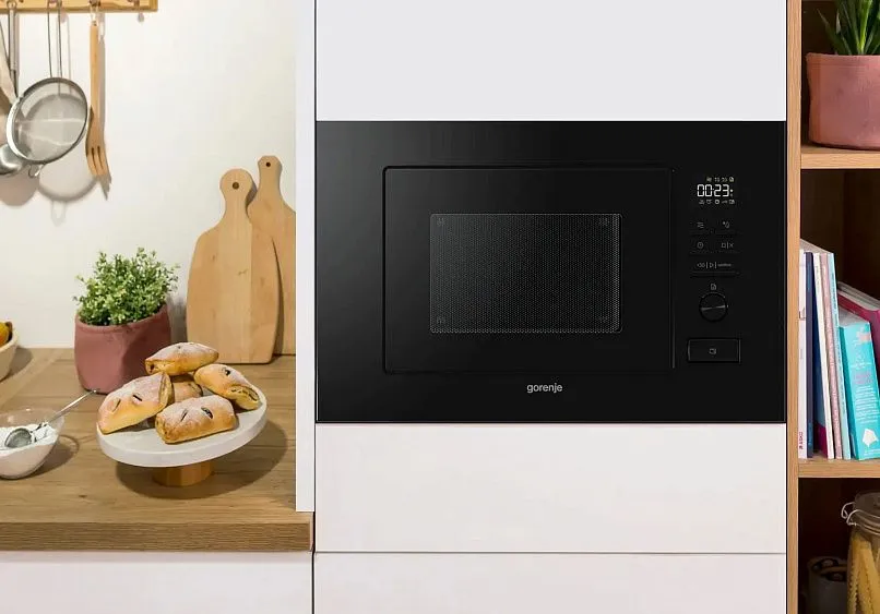 Микроволновая печь GORENJE BM201M2TBG