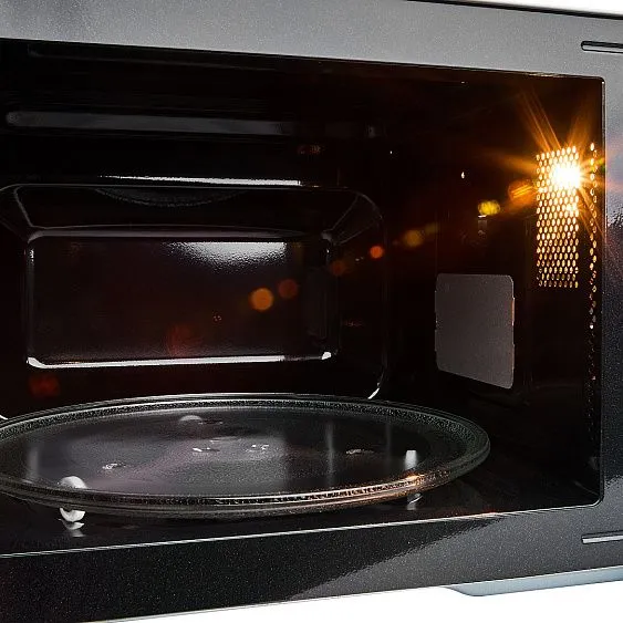 Микроволновая печь MIDEA AM825P2ET-W