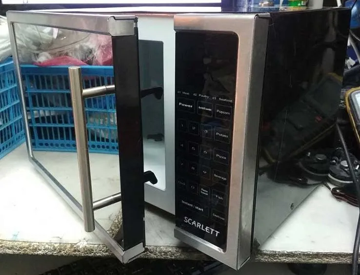 Микроволновая печь SCARLETT sc-1700