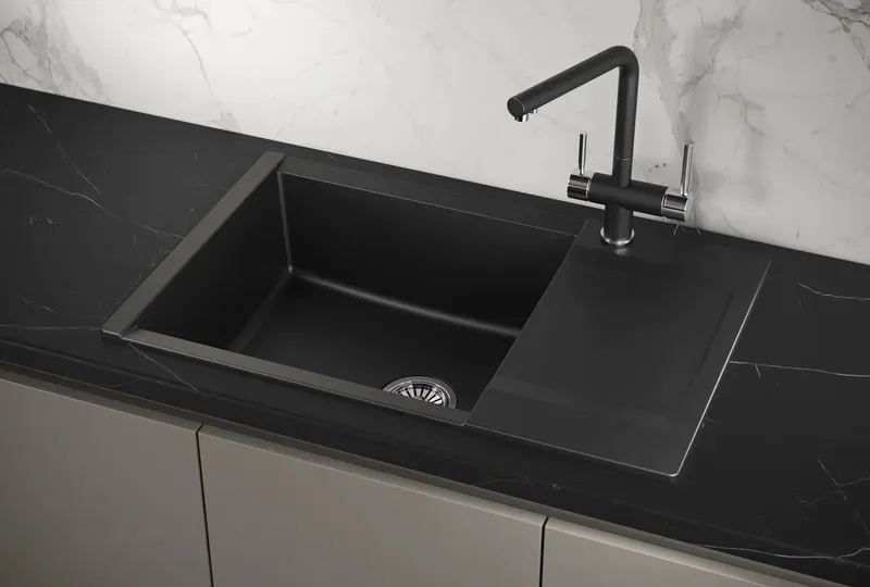 Кухонная мойка GRANULA ES-7807 шварц