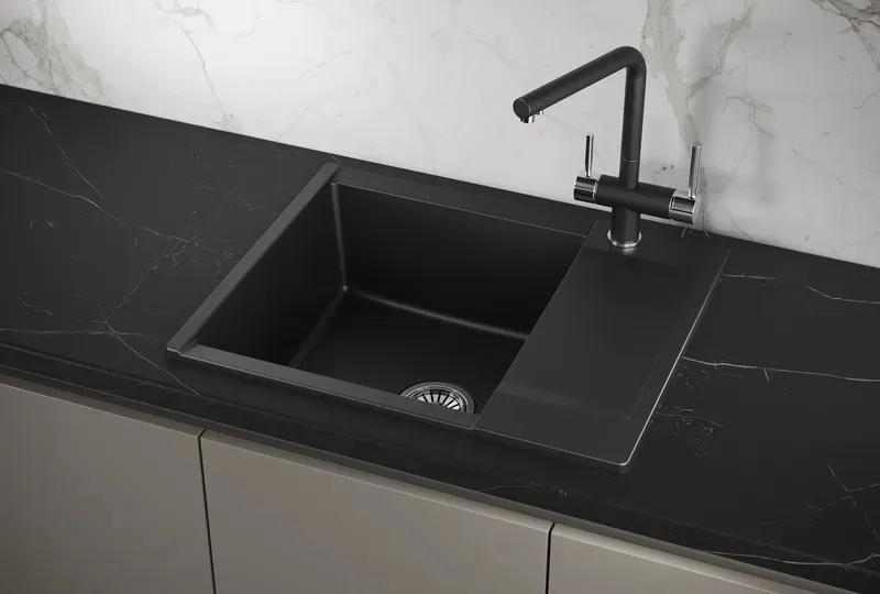 Кухонная мойка GRANULA ES-6202 шварц