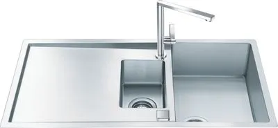 Кухонная мойка SMEG lr102