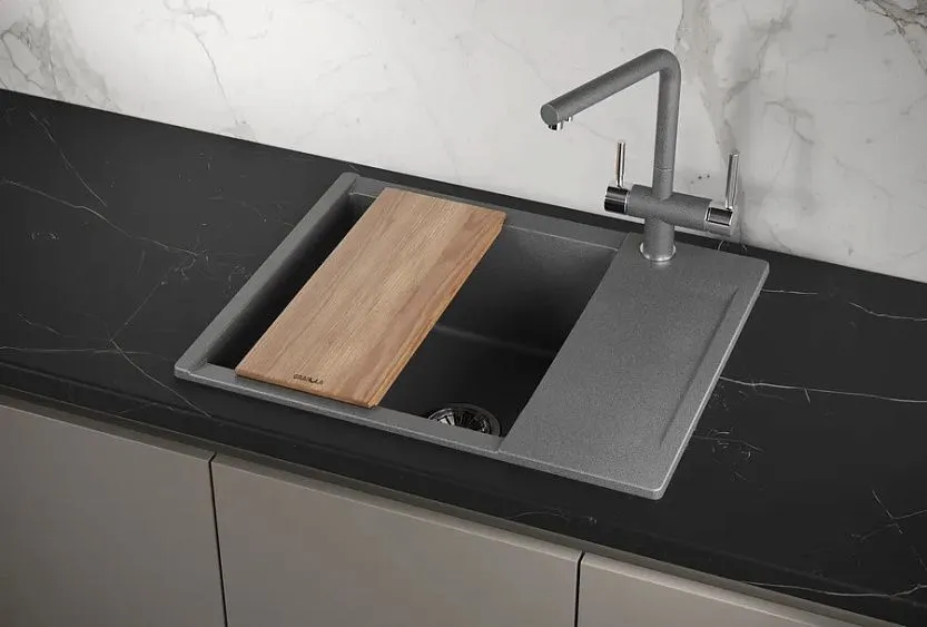 Кухонная мойка GRANULA ES-6202 графит