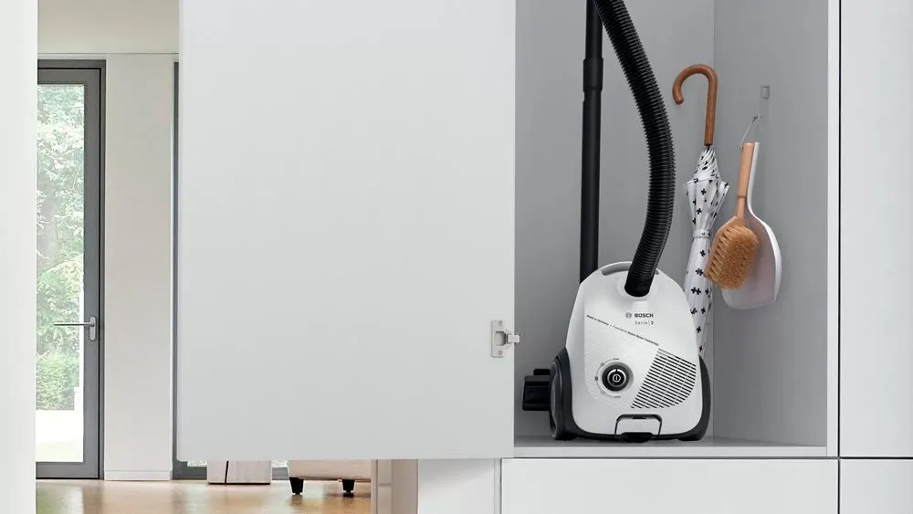 Пылесос BOSCH BGLS2WH1H