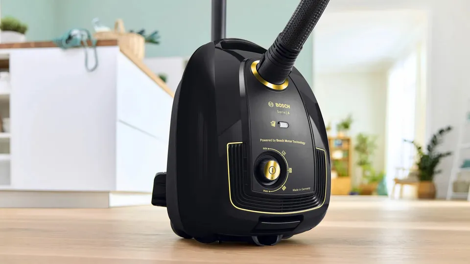 Пылесос BOSCH BGL38GOLD