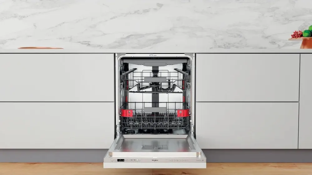 Посудомоечная машина WHIRLPOOL WIO3T226PFG