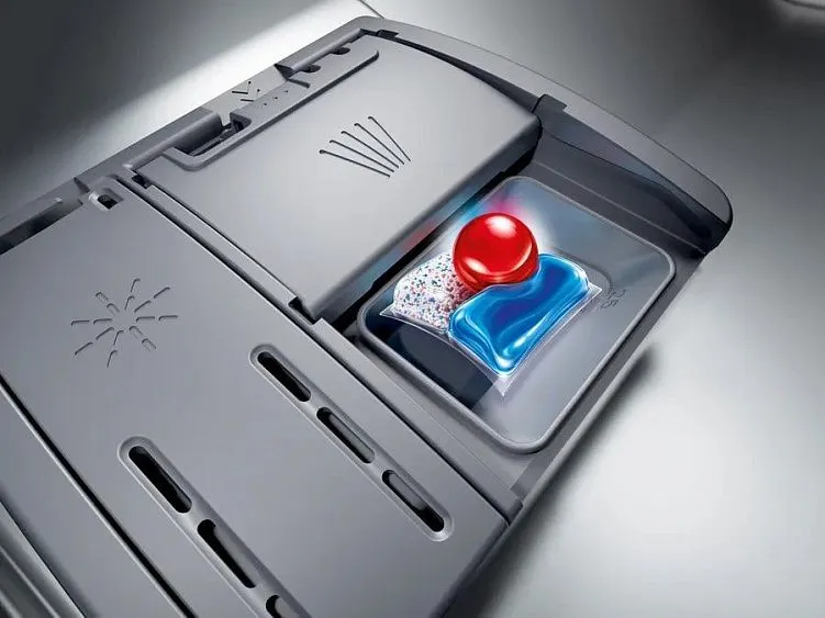 Посудомоечная машина BOSCH SMS26DI00T