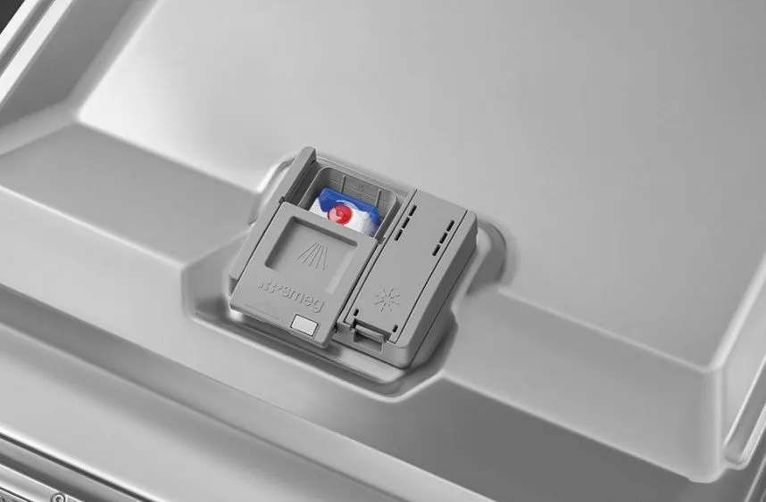 Посудомоечная машина SMEG STL7324AQLLW