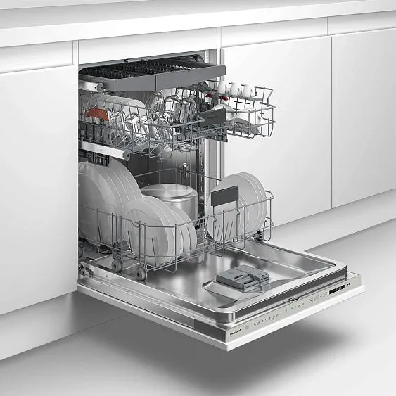 Посудомоечная машина HOTPOINT-ARISTON HI 5D66 TOR