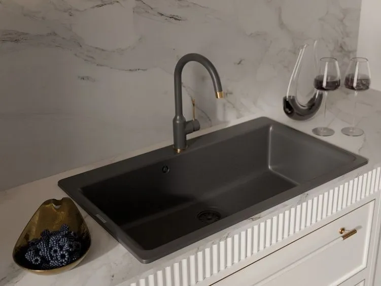 Смеситель RIVELATO Garda nero oro