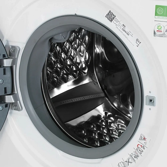 Стиральная машина AEG LFR95146SUE