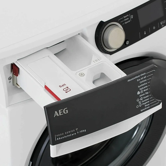 Стиральная машина AEG LFR95146SUE