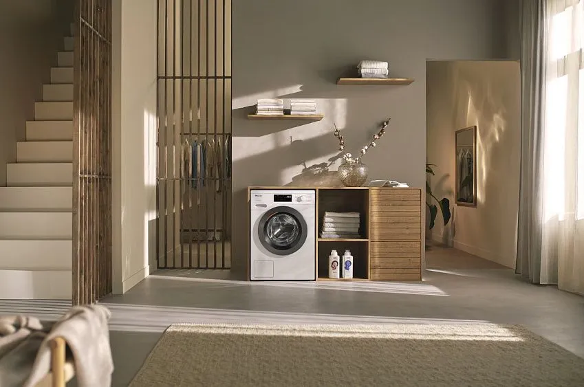 Стиральная машина MIELE WEB365WCS