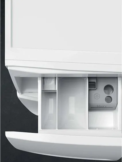Стиральная машина AEG LFR6D844E