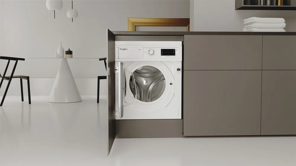 Стиральная машина WHIRLPOOL BIWDWG861485EU