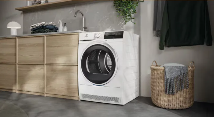 Сушильная машина ELECTROLUX EW8D384HE